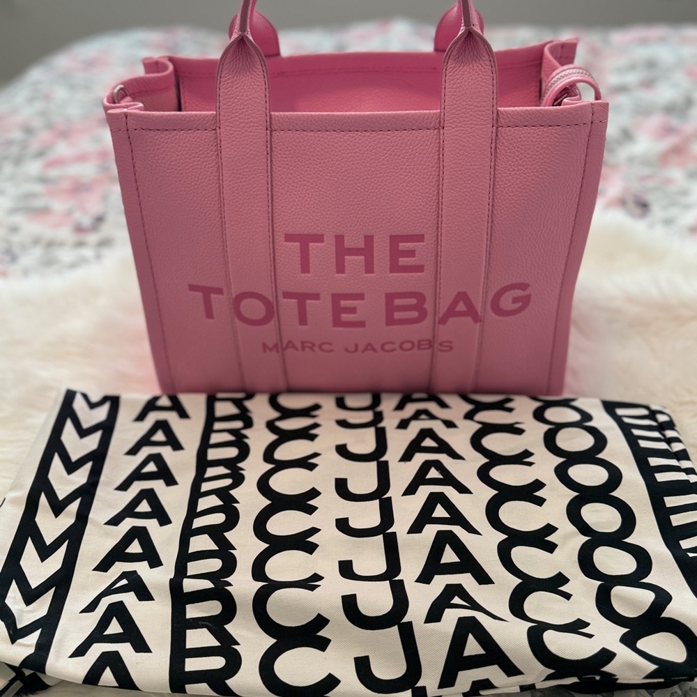 Marc Jacobs Pink Tote Bag medium